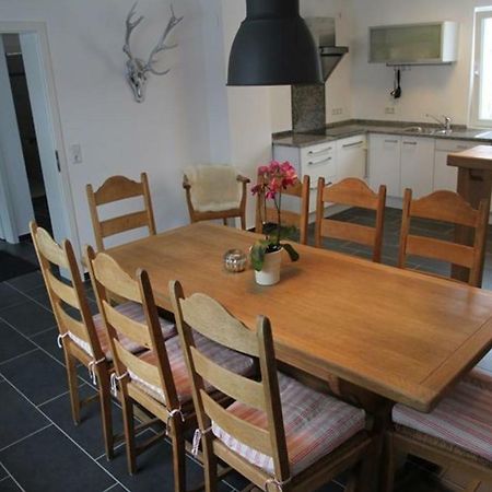 Ferienhaus Am Kreuzberg - Nuerburgring Ulmen Esterno foto